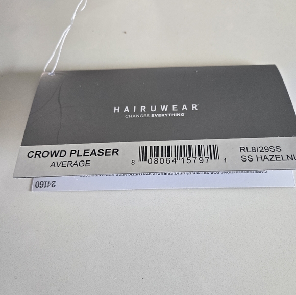 Raquel Welsh Crowd Pleaser Wig - Picture 3 of 3